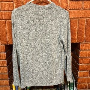 Long sleeve mock neck top